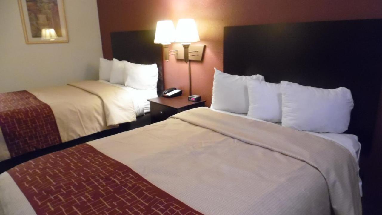 Hotel Red Roof & Southwest