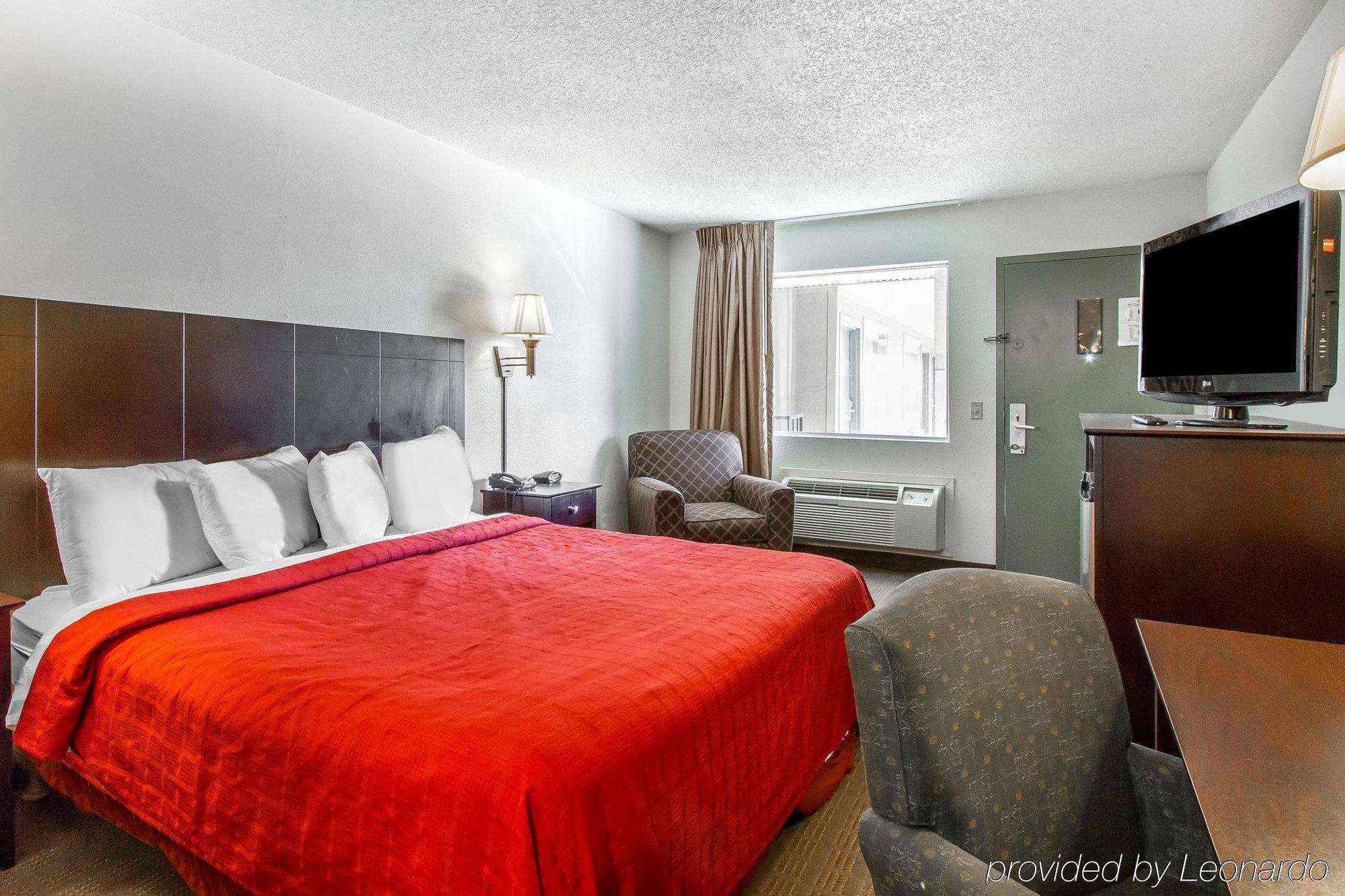 Hotel Red Roof & Southwest