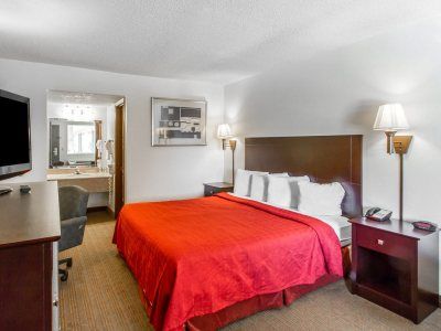 Hotel Red Roof & Southwest