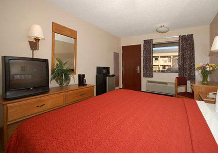 Red Roof & Southwest 2*